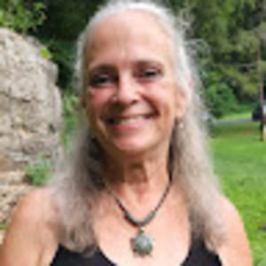 Meet your Posher, Linda m